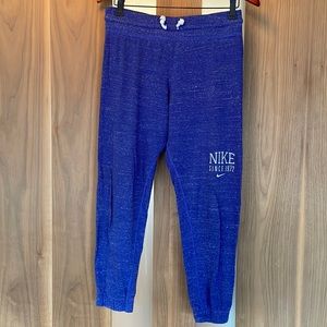 ⭐️ Nike cropped sweatpants